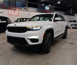 جیپ گراند شیرۆکی